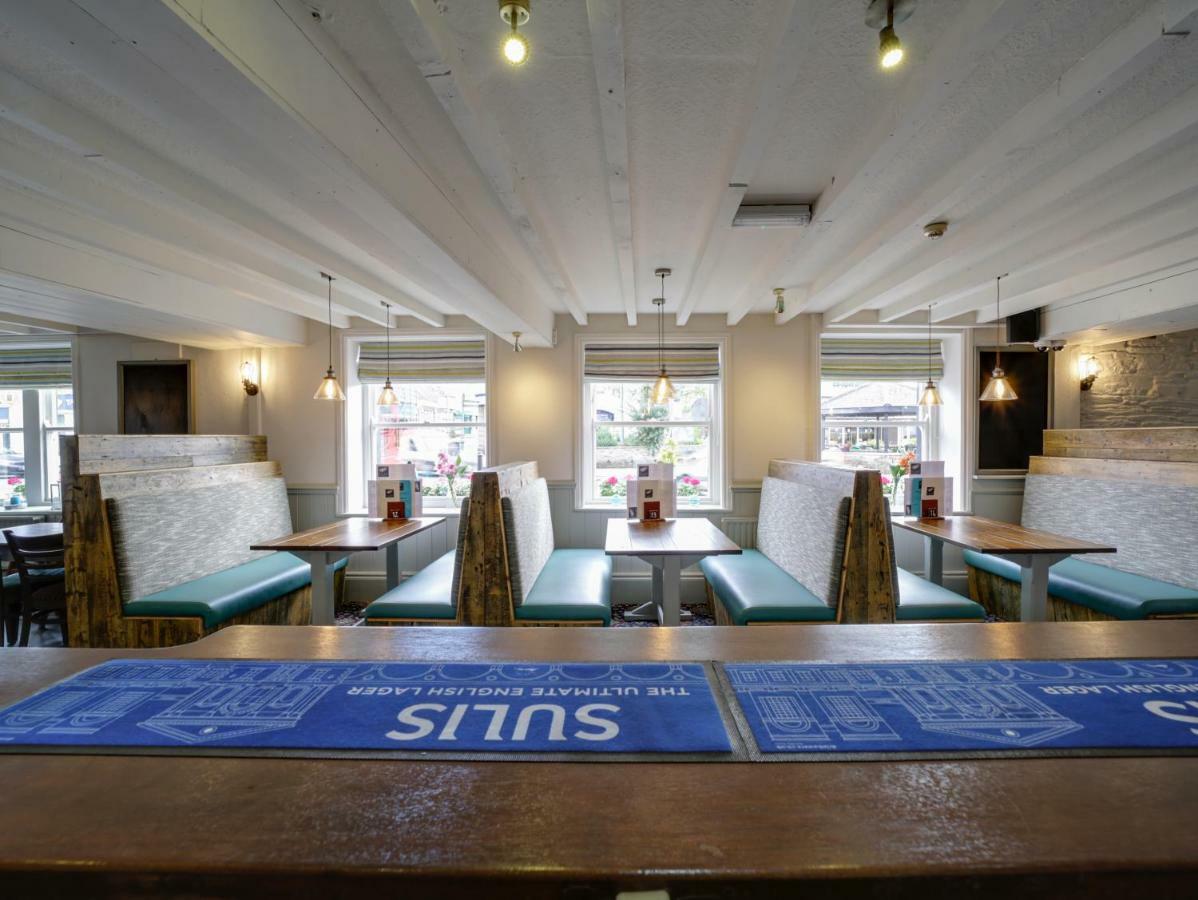 The Swan Hotel Wadebridge Bagian luar foto