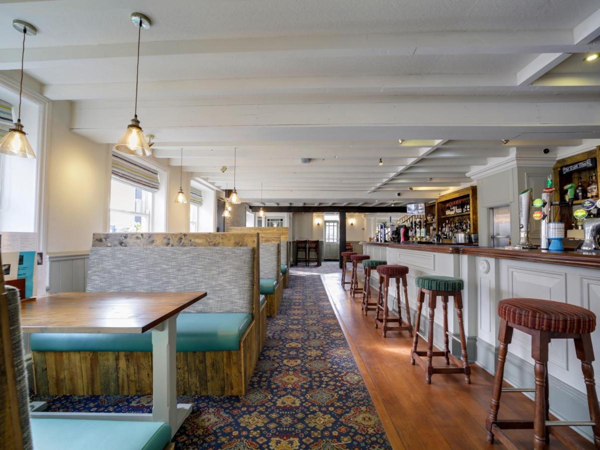 The Swan Hotel Wadebridge Bagian luar foto